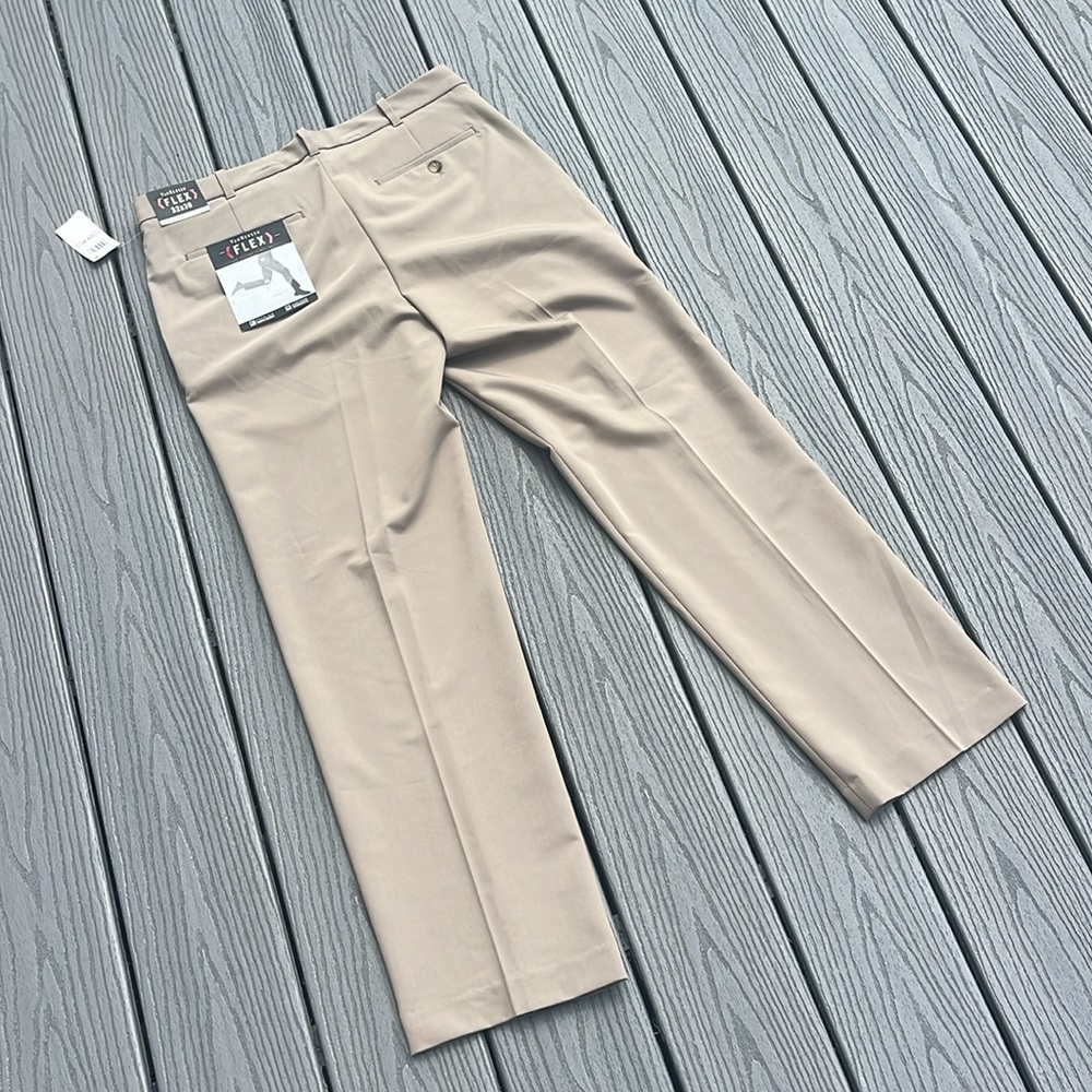 Van Heusen Men's Khaki Dress Pants - Picture 6 of 9